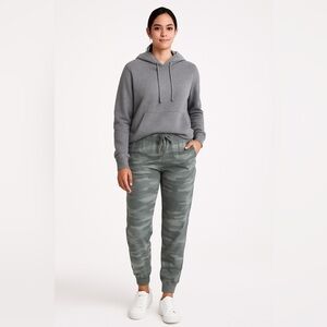 Splendid Camo Jogger Pants Women’s Medium